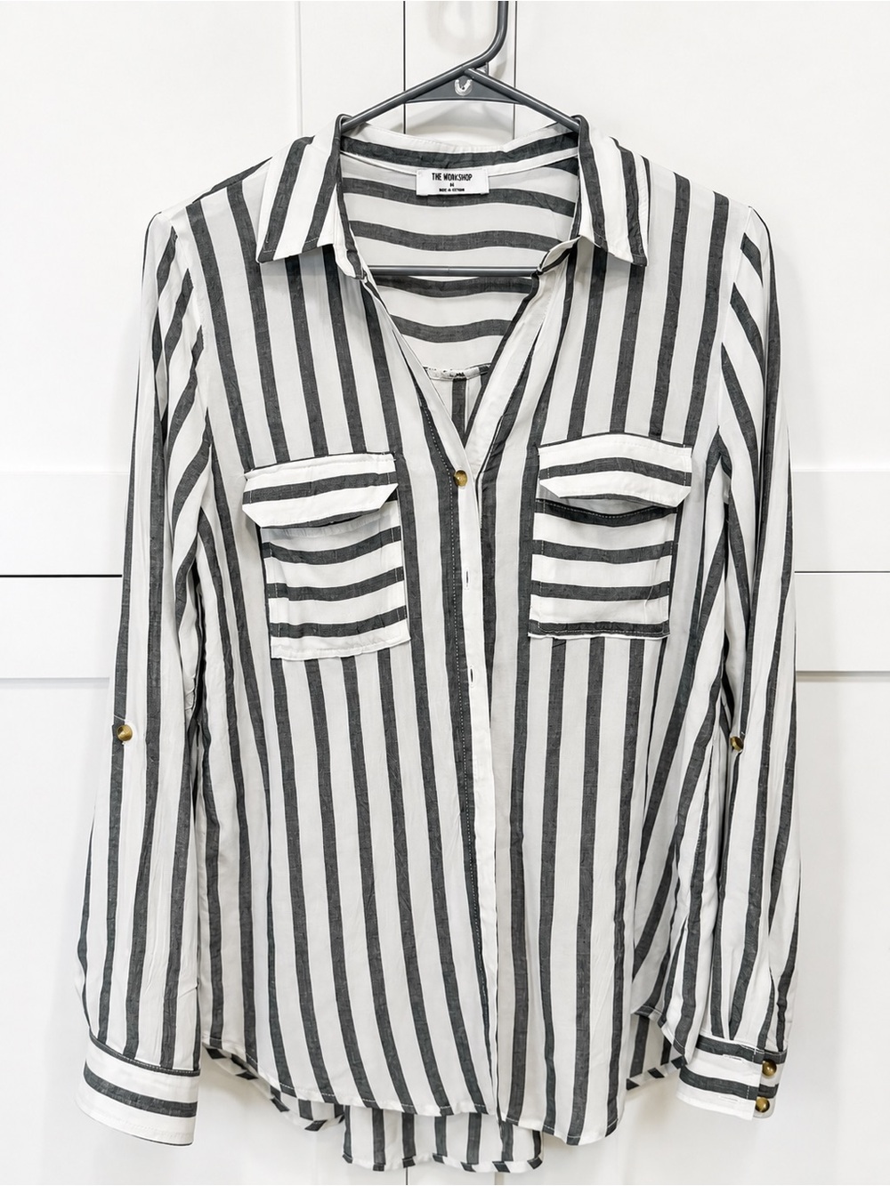 The Workshop Striped Button-Front Blouse | Women’s Medium | Gray & White | 100%